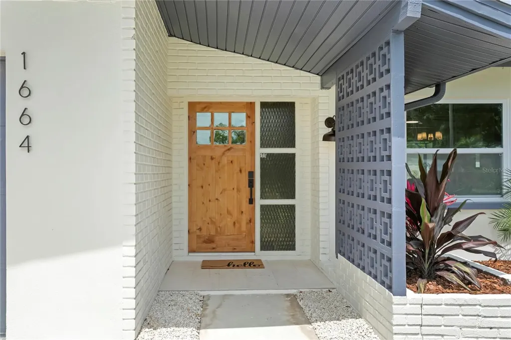 1664 Whitewood Drive Clearwater FL 33756