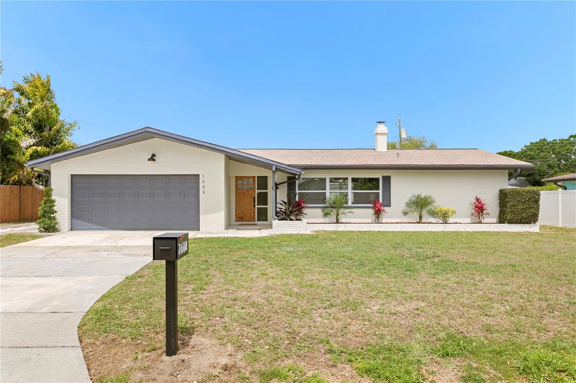 1664 Whitewood Drive Clearwater FL 33756