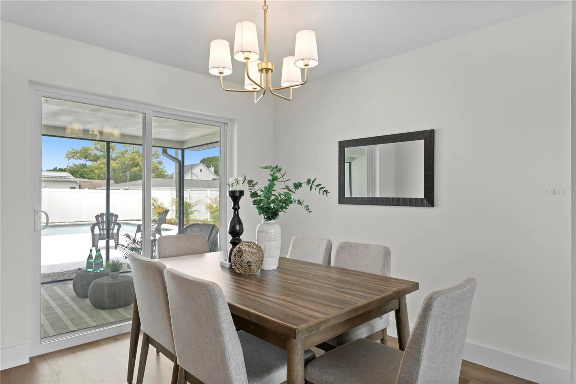 1664 Whitewood Drive Clearwater FL 33756