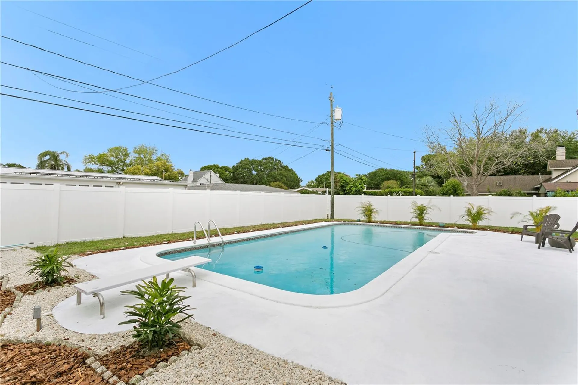 1664 Whitewood Drive Clearwater FL 33756