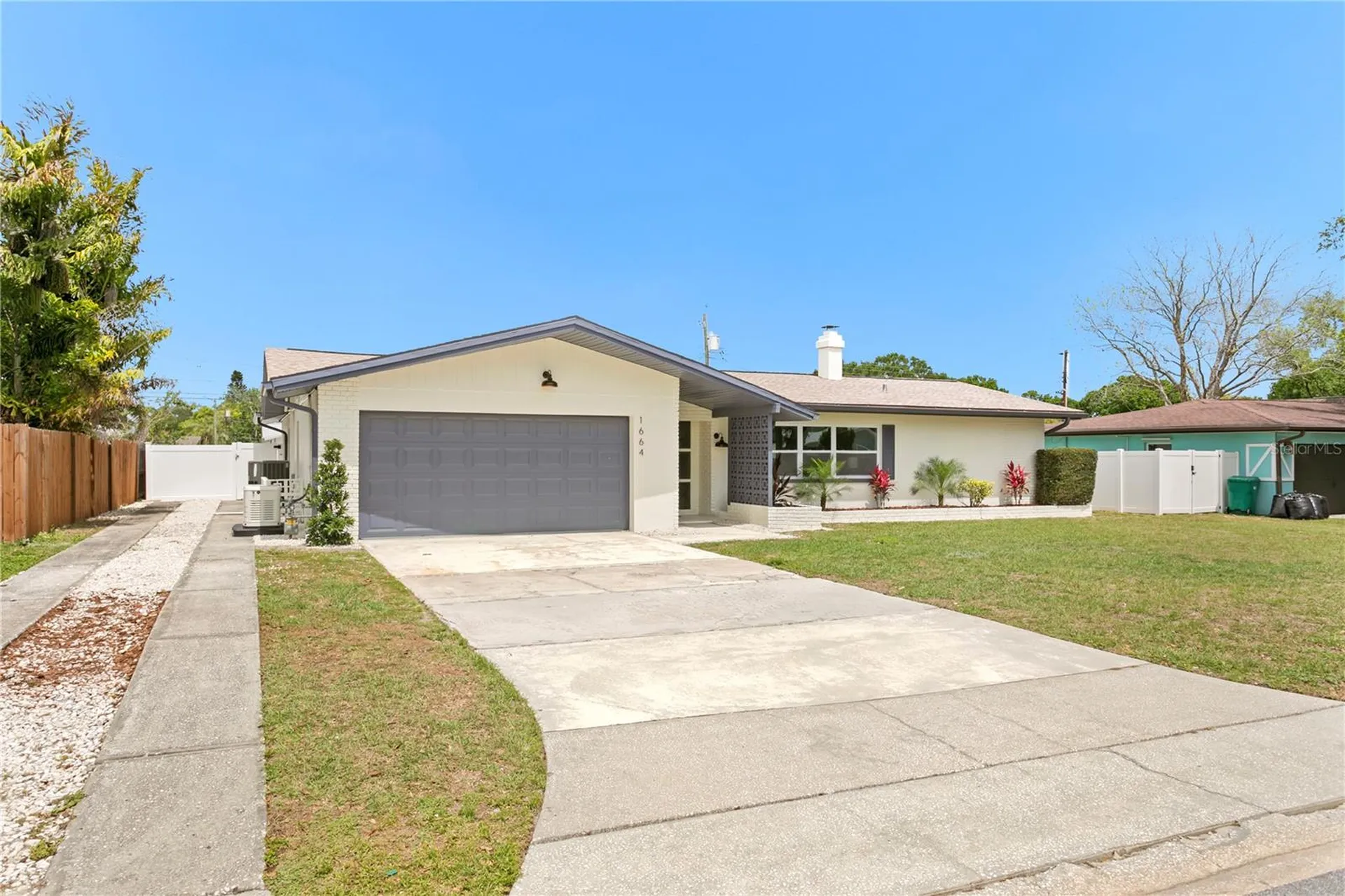 1664 Whitewood Drive Clearwater FL 33756