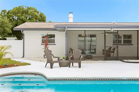1664 Whitewood Drive Clearwater FL 33756