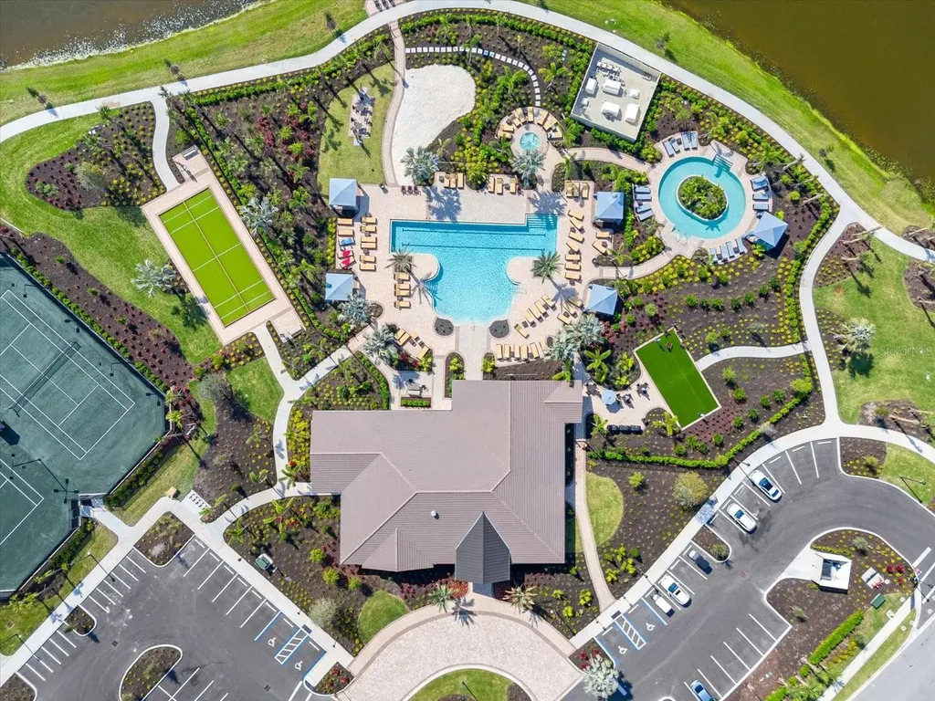 17738 Pastureland Avenue Lakewood Ranch FL 34211