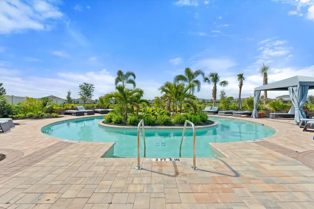 17738 Pastureland Avenue Lakewood Ranch FL 34211