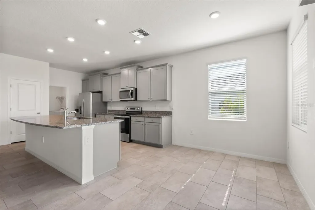 17738 Pastureland Avenue Lakewood Ranch FL 34211