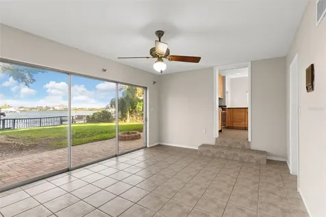 7887 9th Avenue S St Petersburg FL 33707