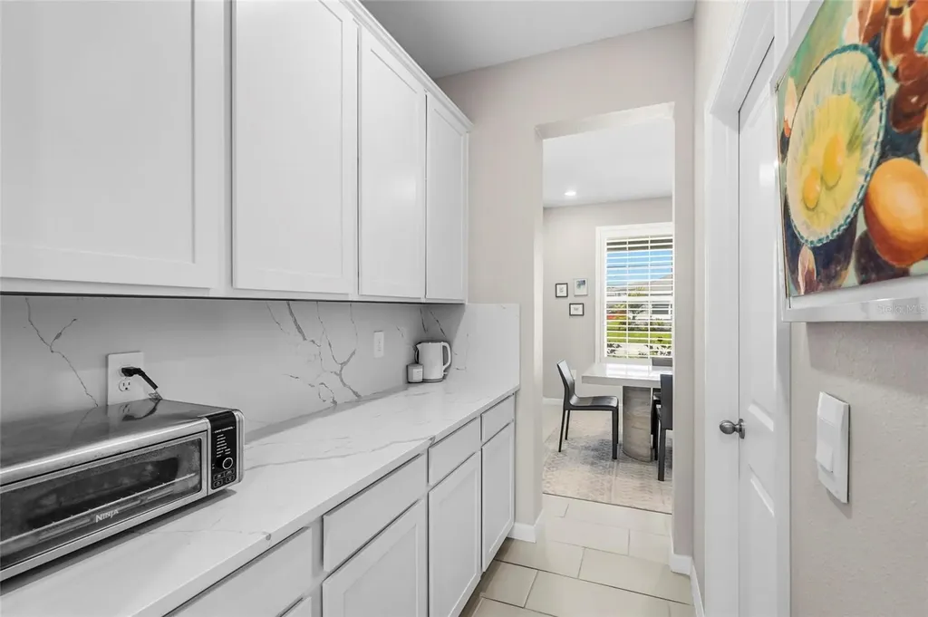 5715 Woodland Sage Drive Sarasota FL 34238