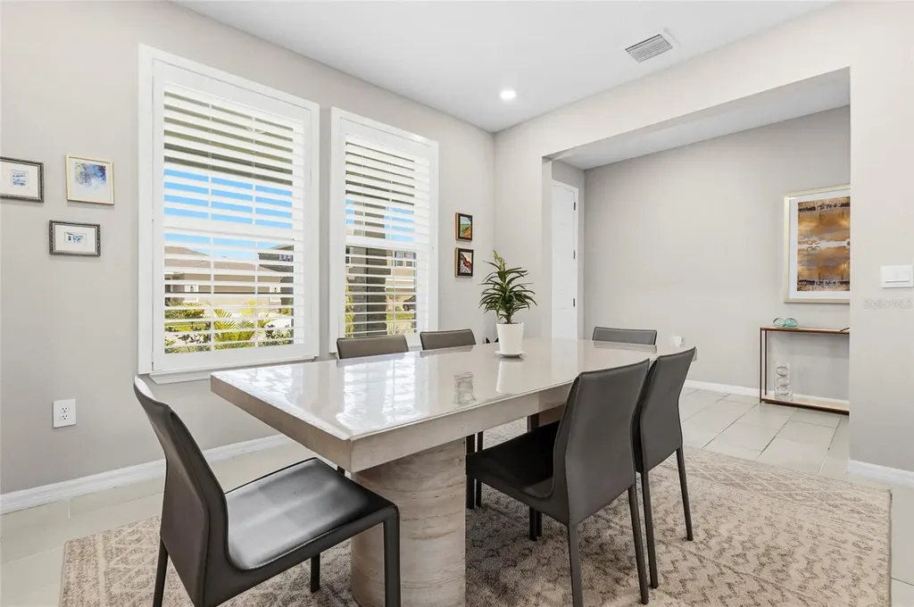 5715 Woodland Sage Drive Sarasota FL 34238