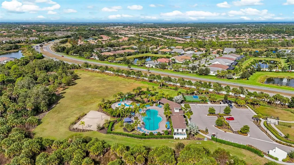 5715 Woodland Sage Drive Sarasota FL 34238