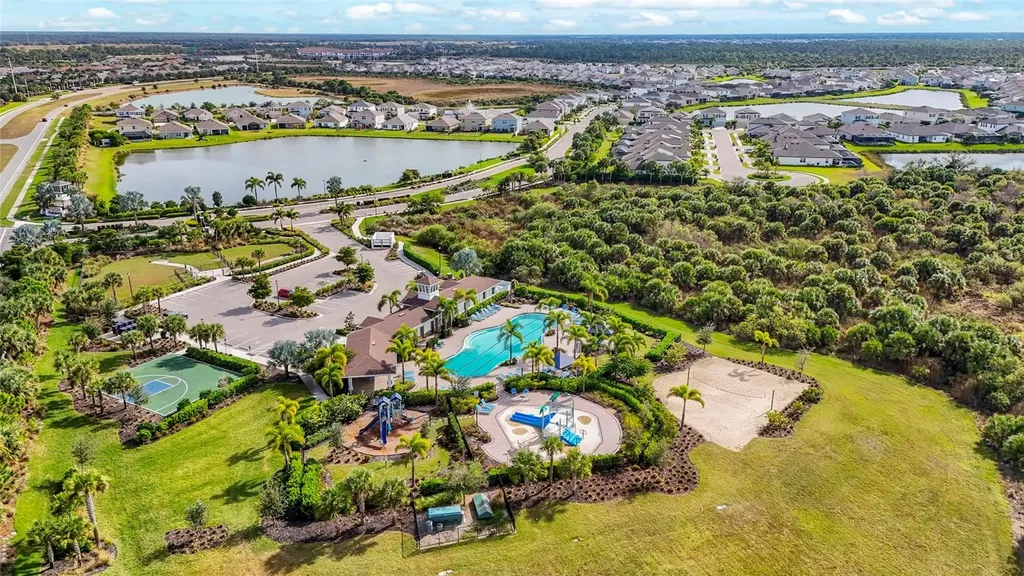 5715 Woodland Sage Drive Sarasota FL 34238
