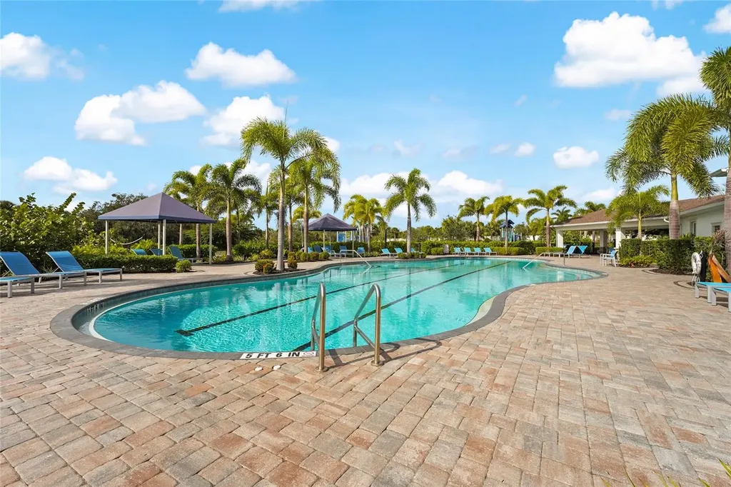 5715 Woodland Sage Drive Sarasota FL 34238
