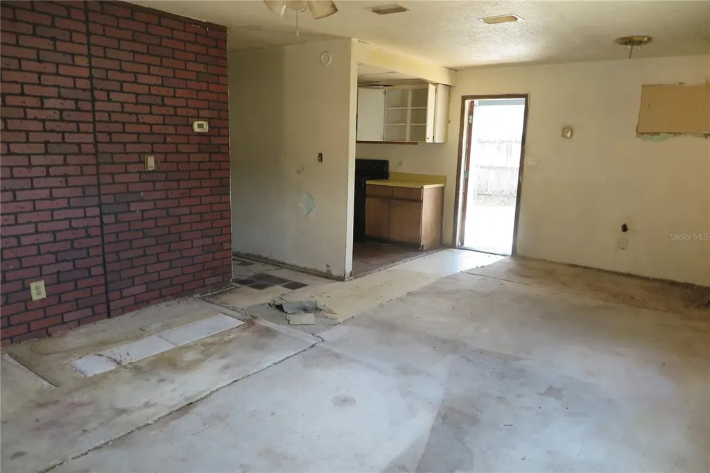1045 SE 19th Street Gainesville FL 32641