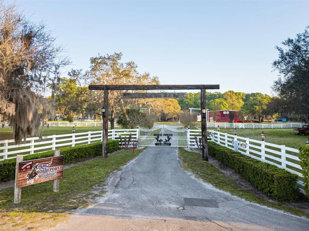 280 Campbell Ranch Run Geneva FL 32732