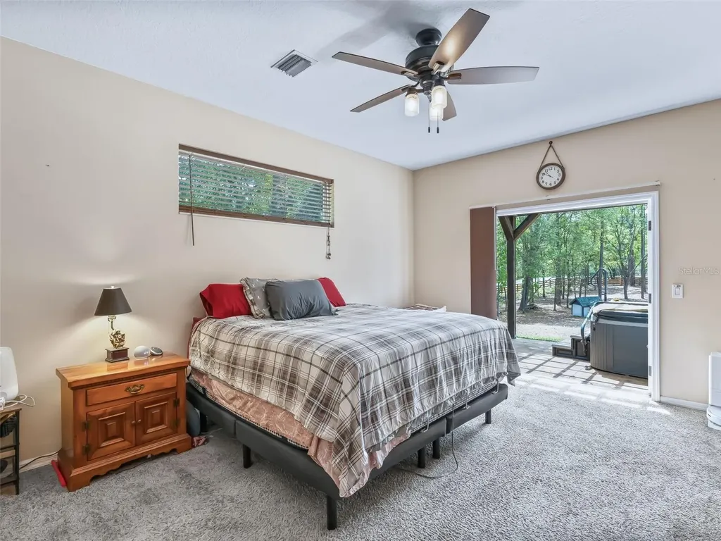 2187 County Road 243c Wildwood FL 34785