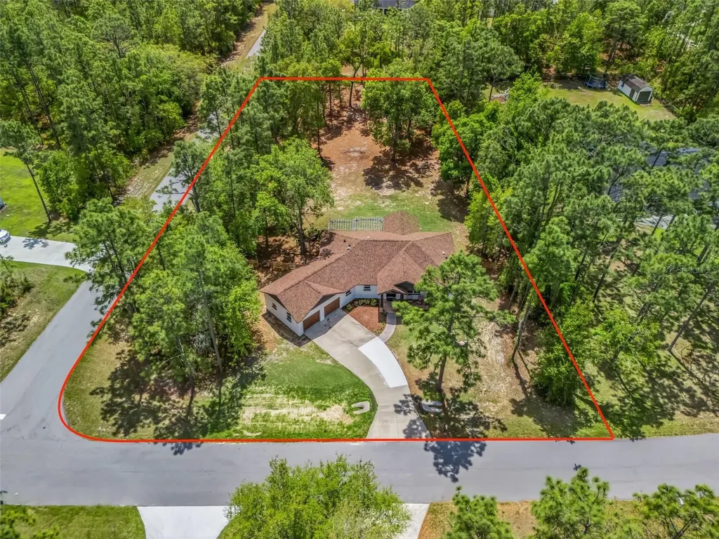 2187 County Road 243c Wildwood FL 34785