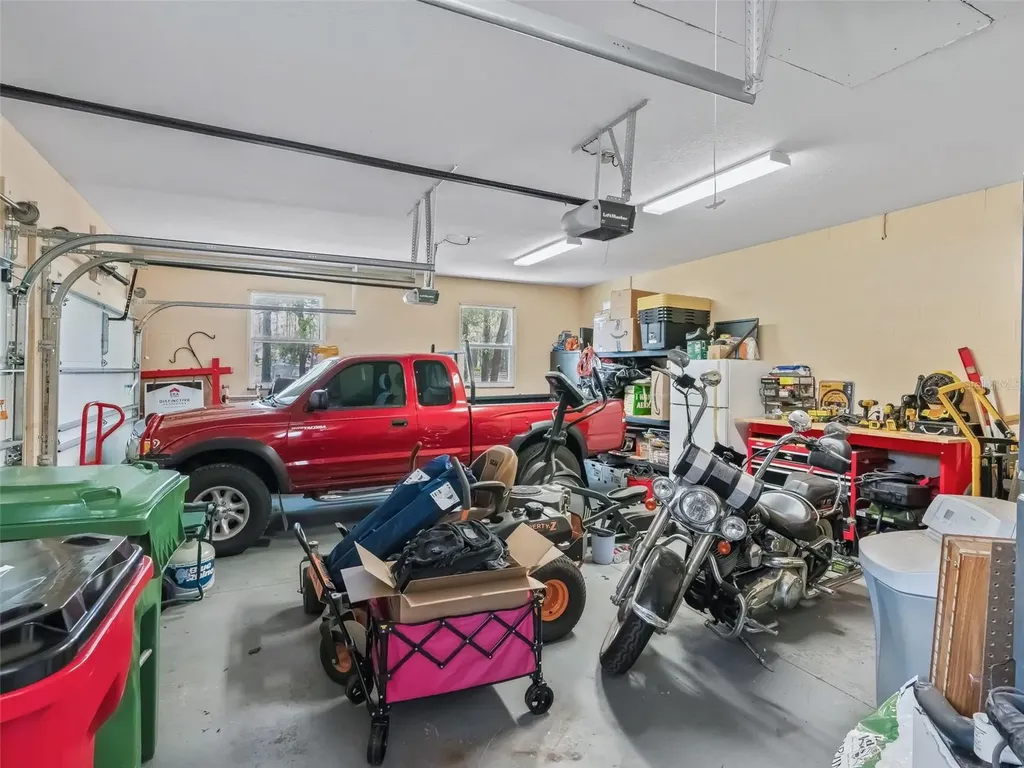 2187 County Road 243c Wildwood FL 34785