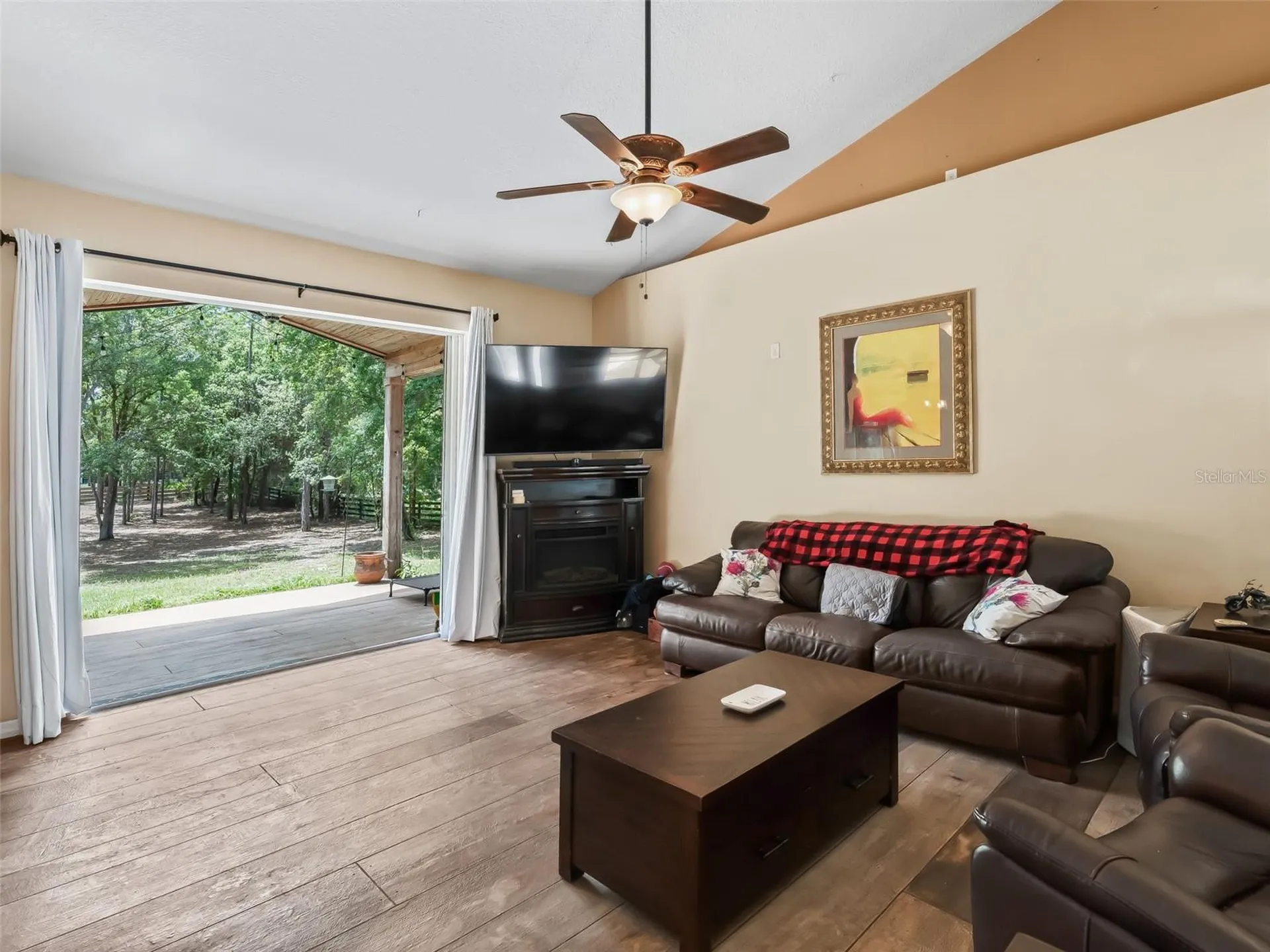 2187 County Road 243c Wildwood FL 34785