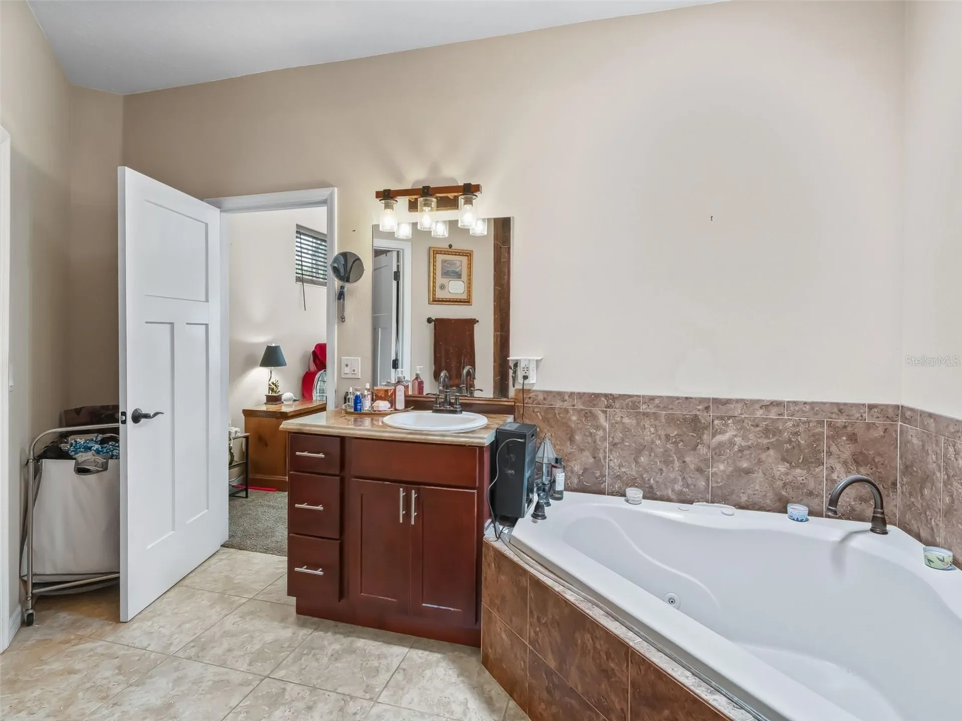 2187 County Road 243c Wildwood FL 34785