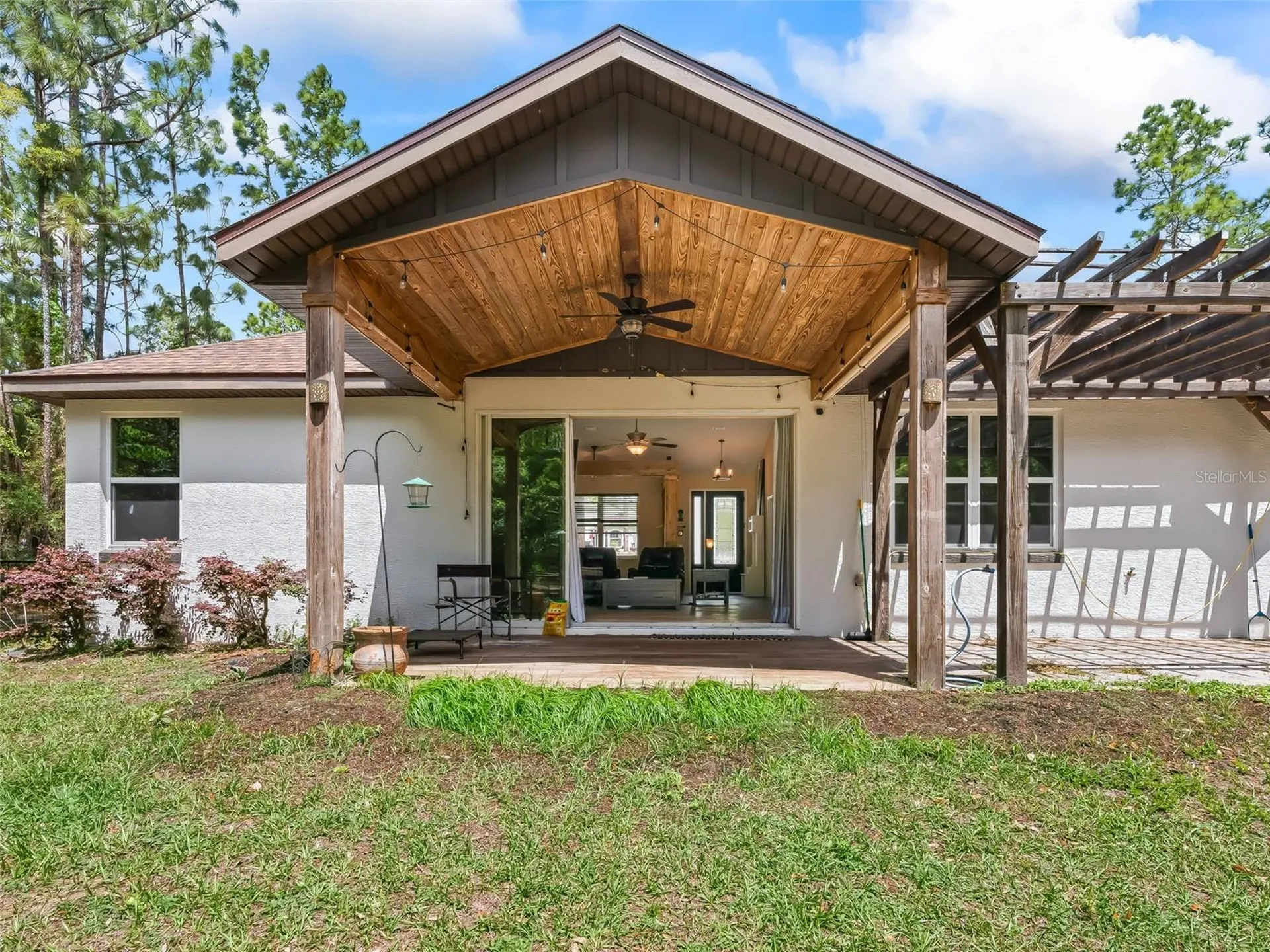 2187 County Road 243c Wildwood FL 34785