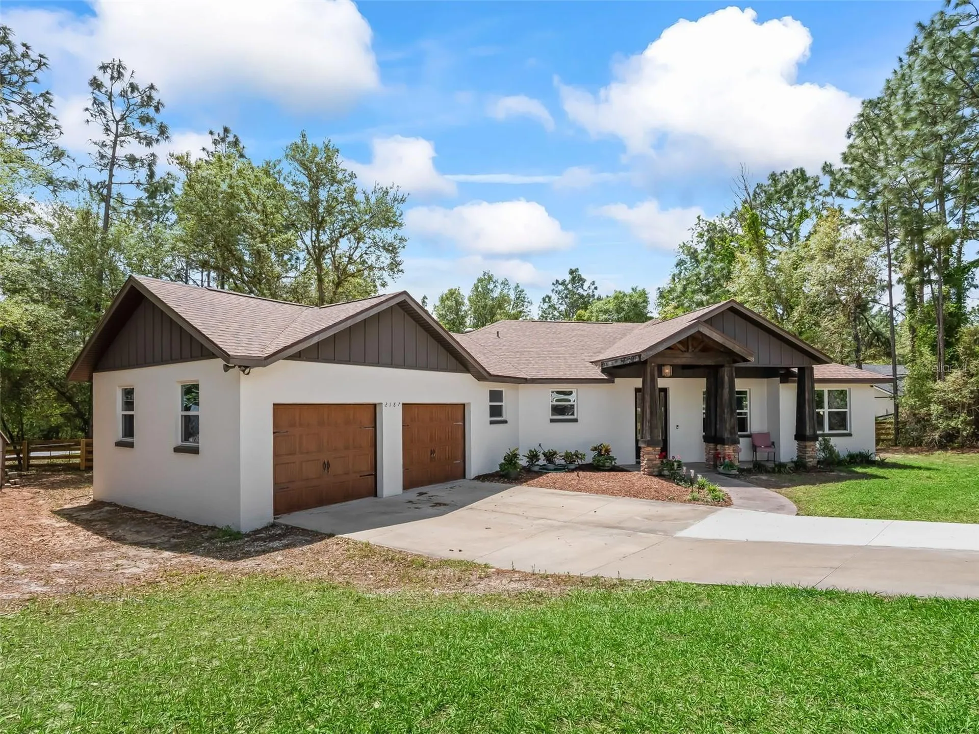 2187 County Road 243c Wildwood FL 34785