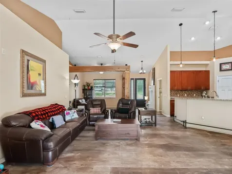 2187 County Road 243c Wildwood FL 34785