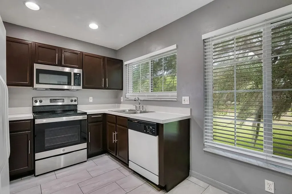 2832 Osprey Cove Place Kissimmee FL 34746