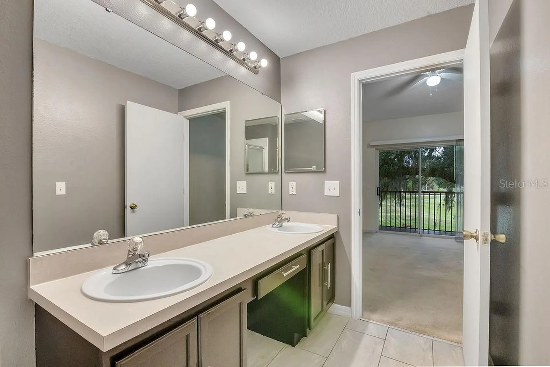 2832 Osprey Cove Place Kissimmee FL 34746