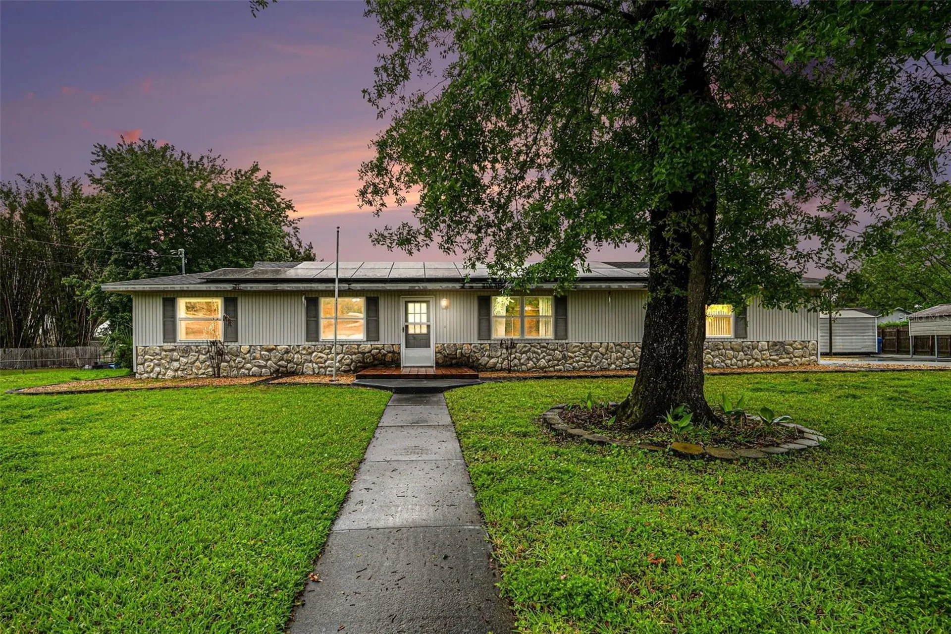 527 Land O Lakes Court Deland FL 32724
