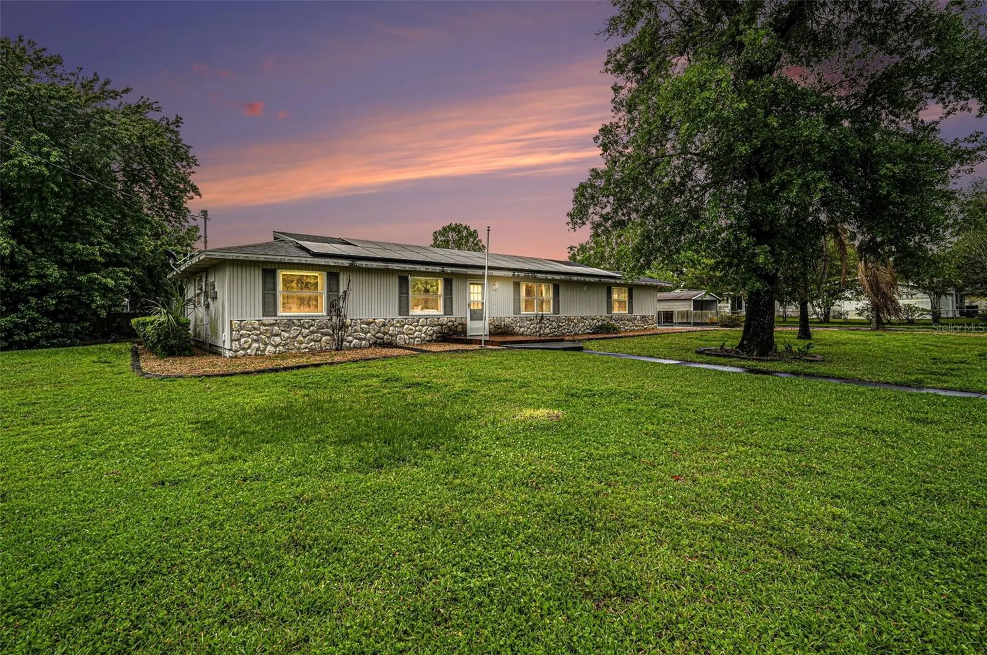 527 Land O Lakes Court Deland FL 32724