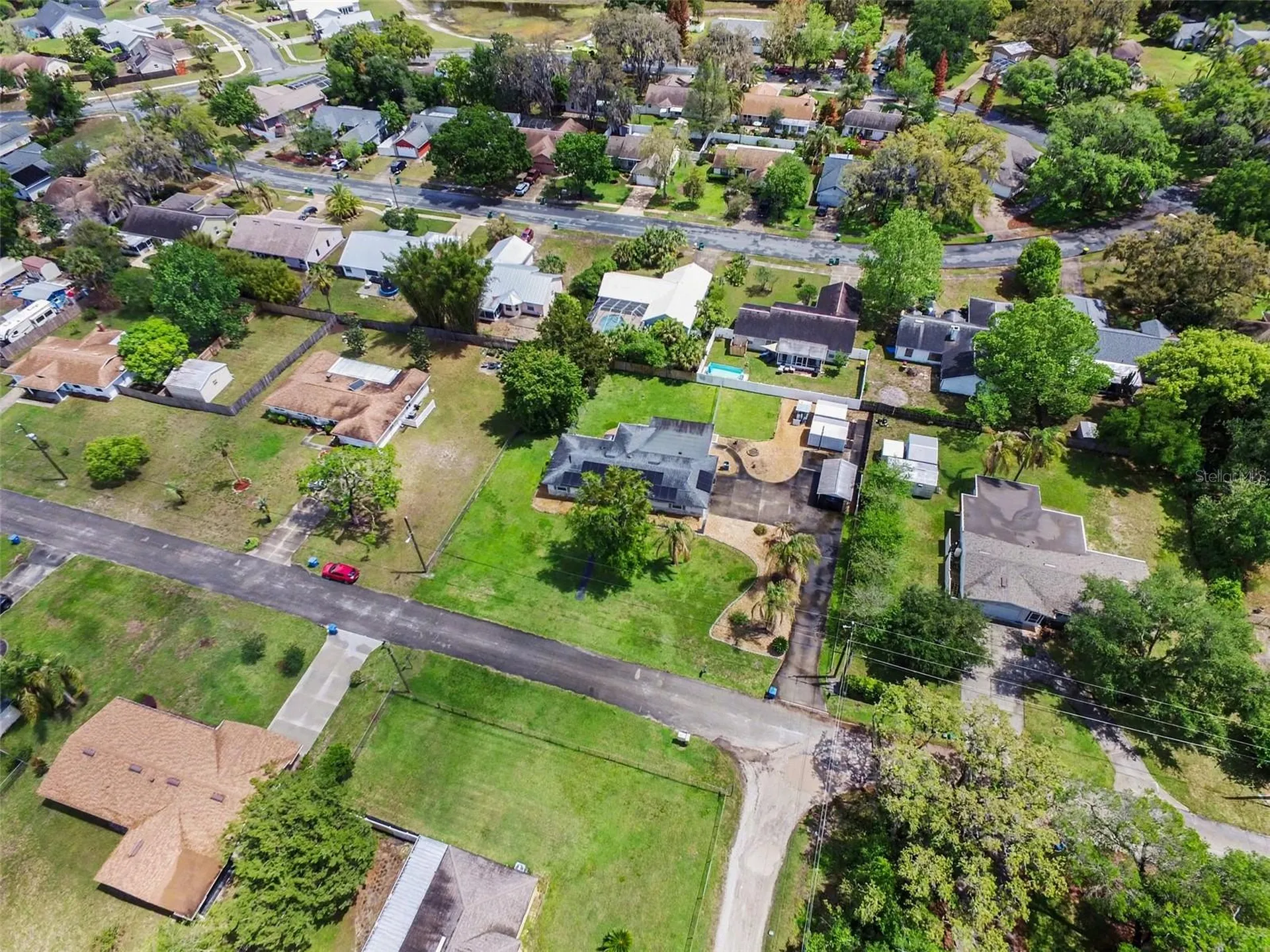 527 Land O Lakes Court Deland FL 32724