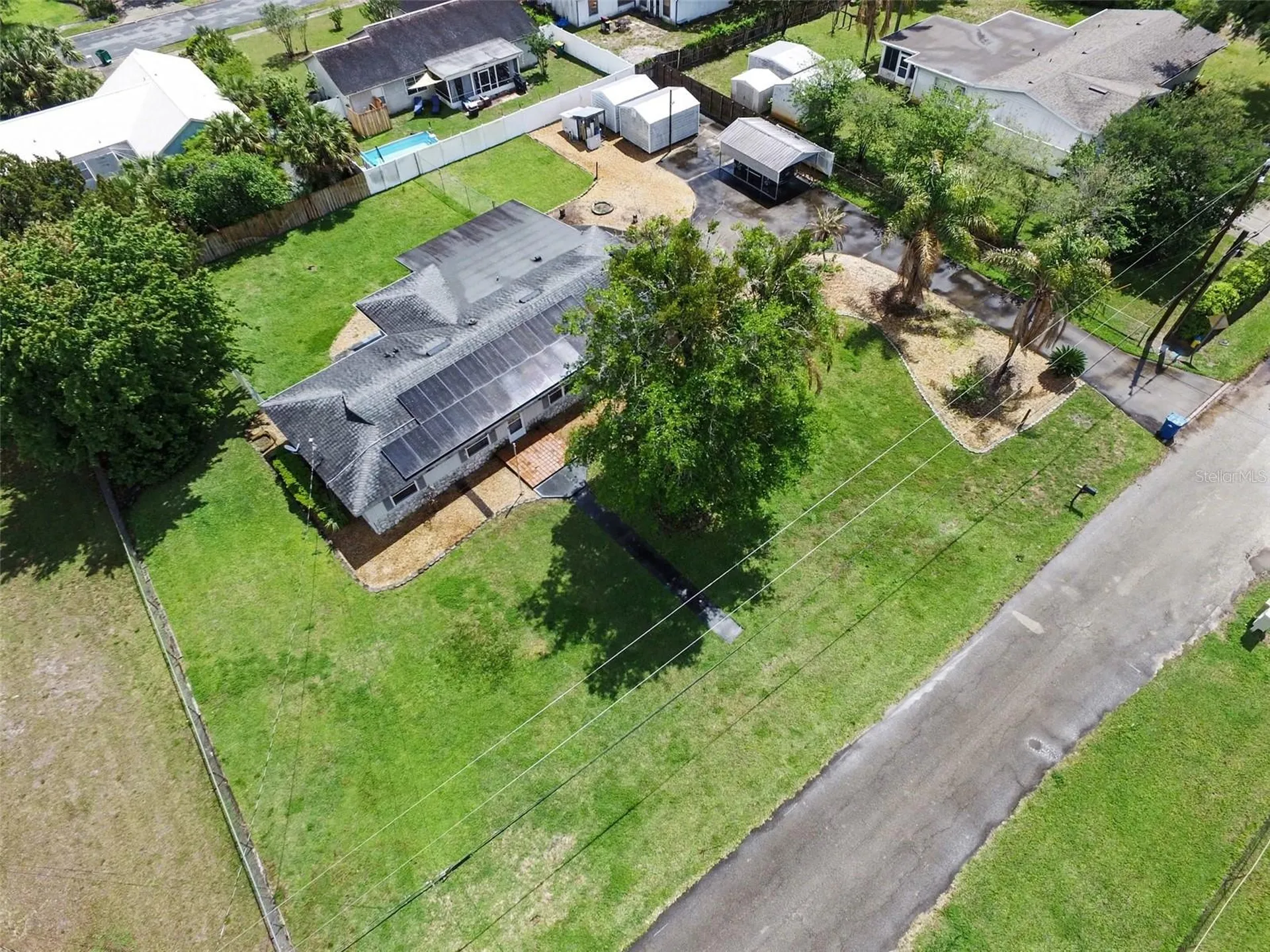 527 Land O Lakes Court Deland FL 32724