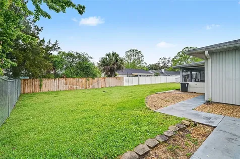 527 Land O Lakes Court Deland FL 32724