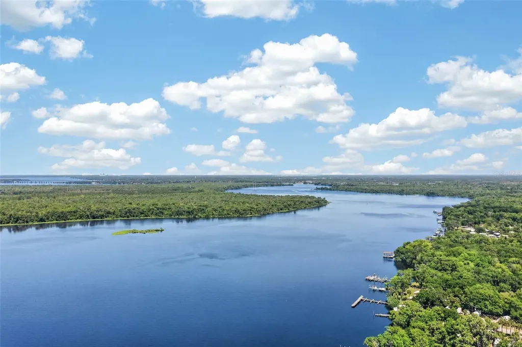 137 & 135 Riverside Drive Satsuma FL 32189