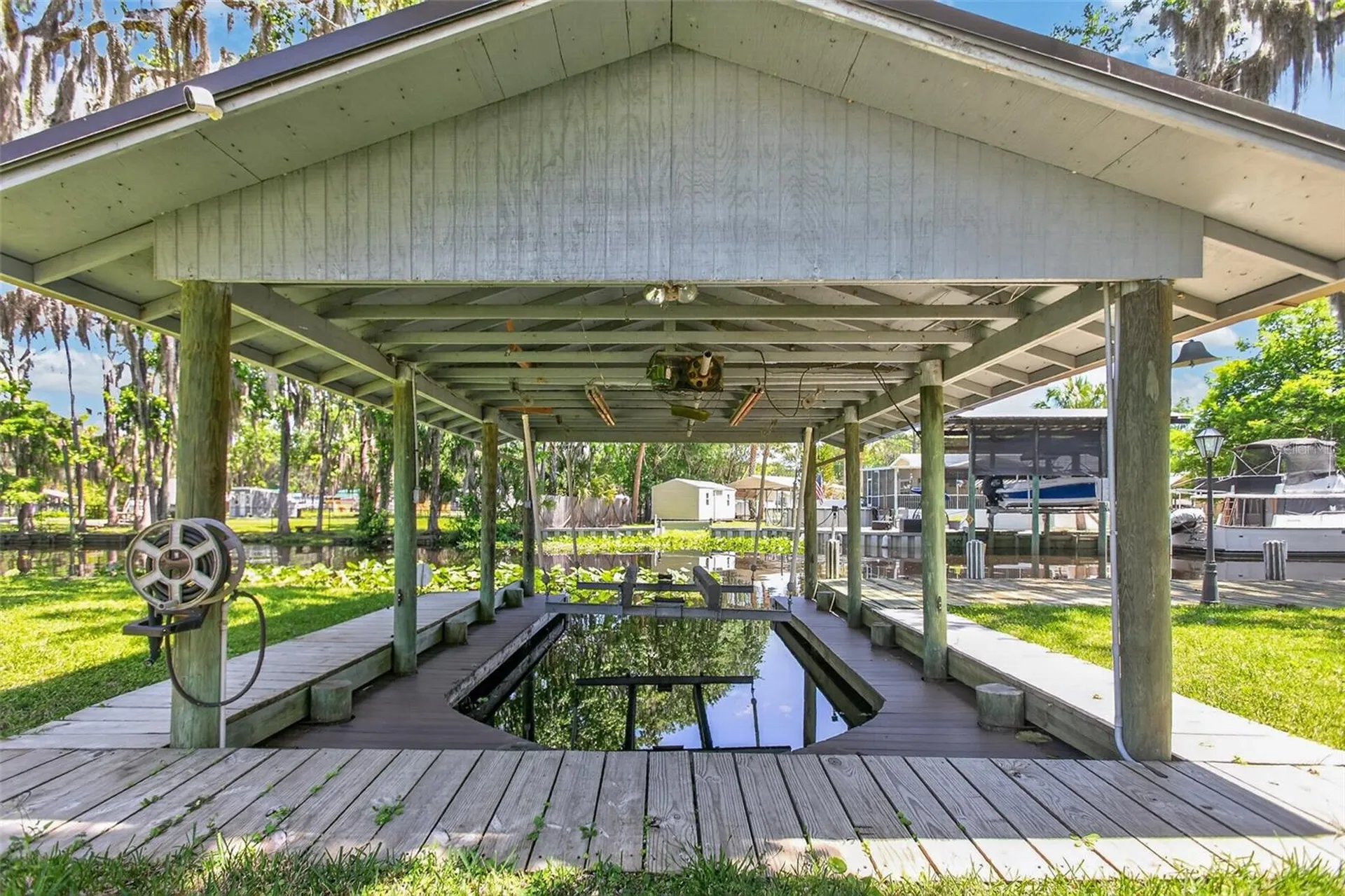 137 & 135 Riverside Drive Satsuma FL 32189