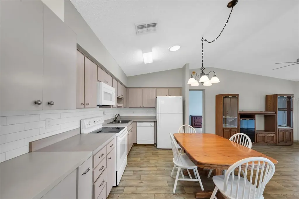 37730 Alissa Drive Zephyrhills FL 33542