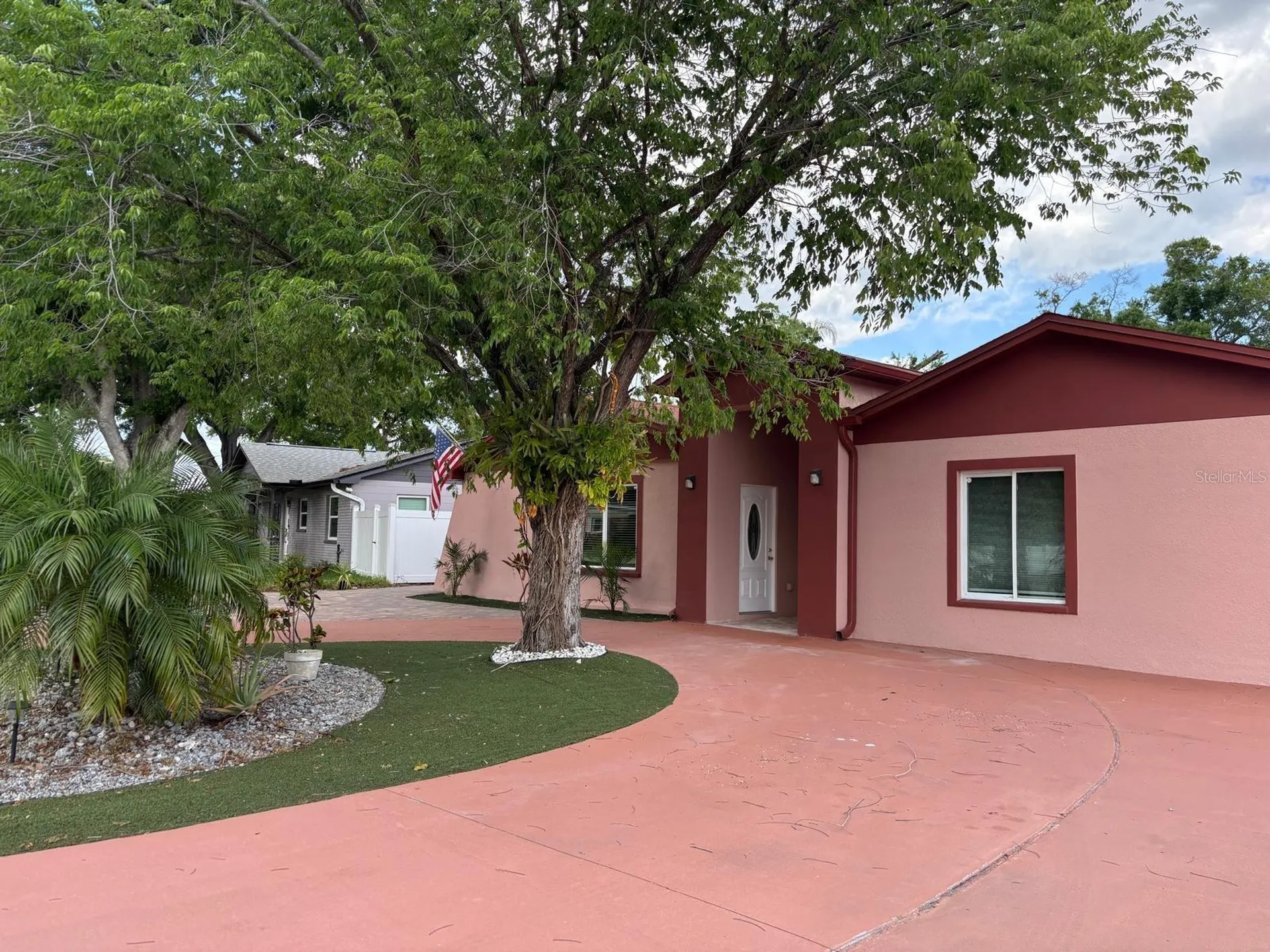6747 Ralston Beach Circle Tampa FL 33614
