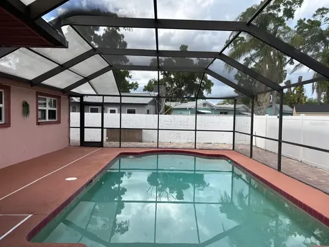 6747 Ralston Beach Circle Tampa FL 33614
