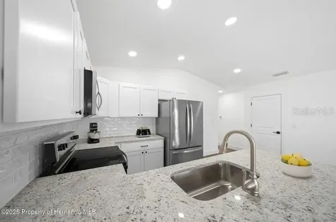 6356 Mariner Boulevard Spring Hill FL 34609