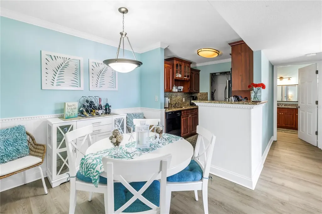 455 Alt 19 S Palm Harbor FL 34683
