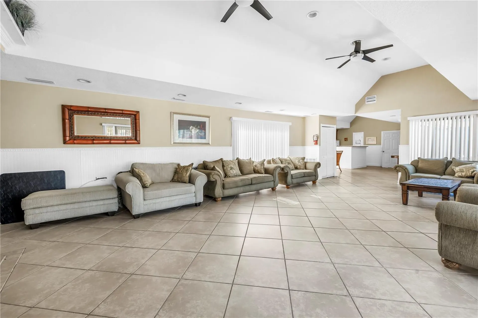 455 Alt 19 S Palm Harbor FL 34683