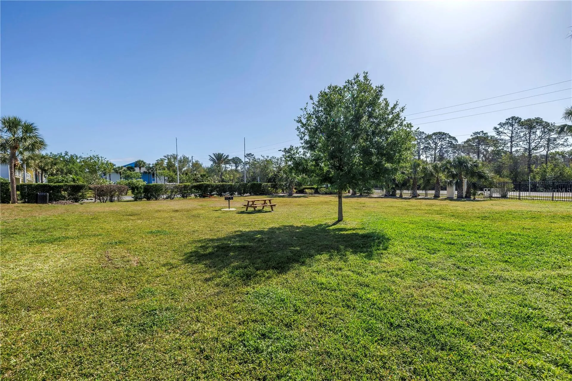 455 Alt 19 S Palm Harbor FL 34683