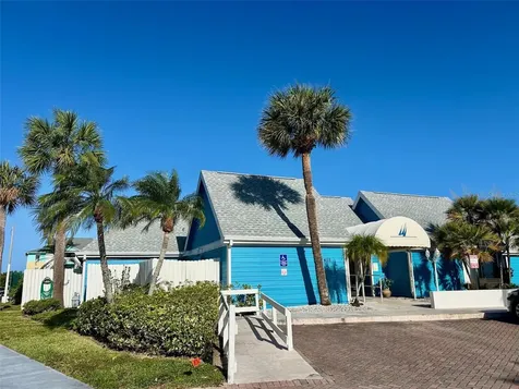 455 Alt 19 S Palm Harbor FL 34683