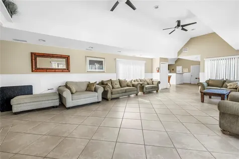 455 Alt 19 S Palm Harbor FL 34683