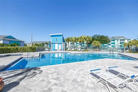 455 Alt 19 S Palm Harbor FL 34683