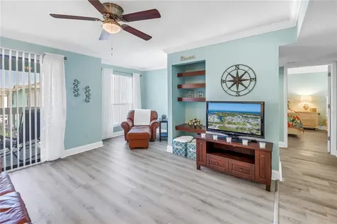 455 Alt 19 S Palm Harbor FL 34683
