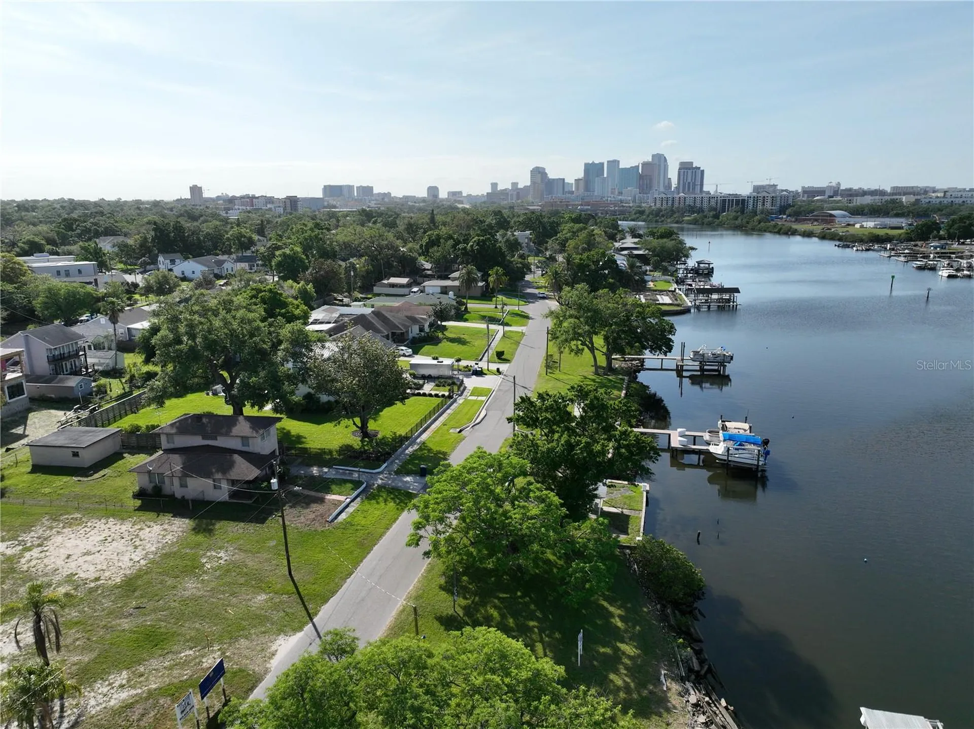 2515 N Riverside Drive Tampa FL 33602