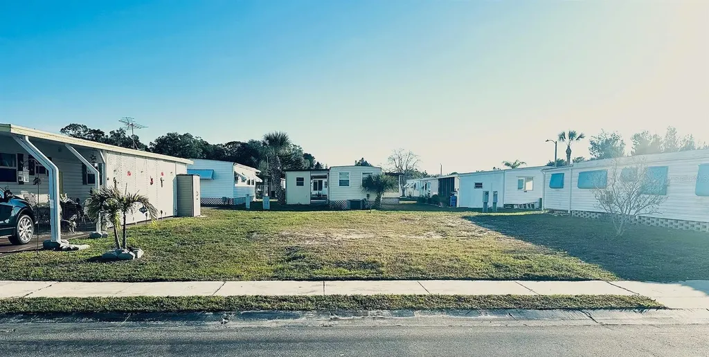 6100 62nd Avenue N Pinellas Park FL 33781