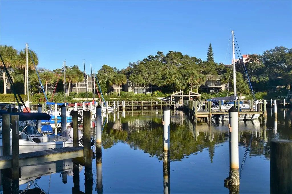 1680 Brookhouse Circle Sarasota FL 34231