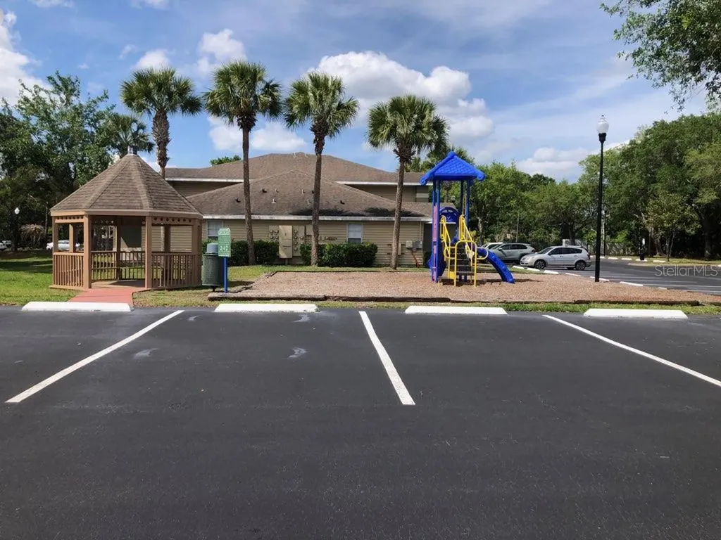 1939 Summer Club Drive Oviedo FL 32765