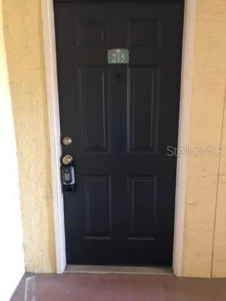 1939 Summer Club Drive Oviedo FL 32765